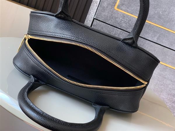 2026131205937452 800